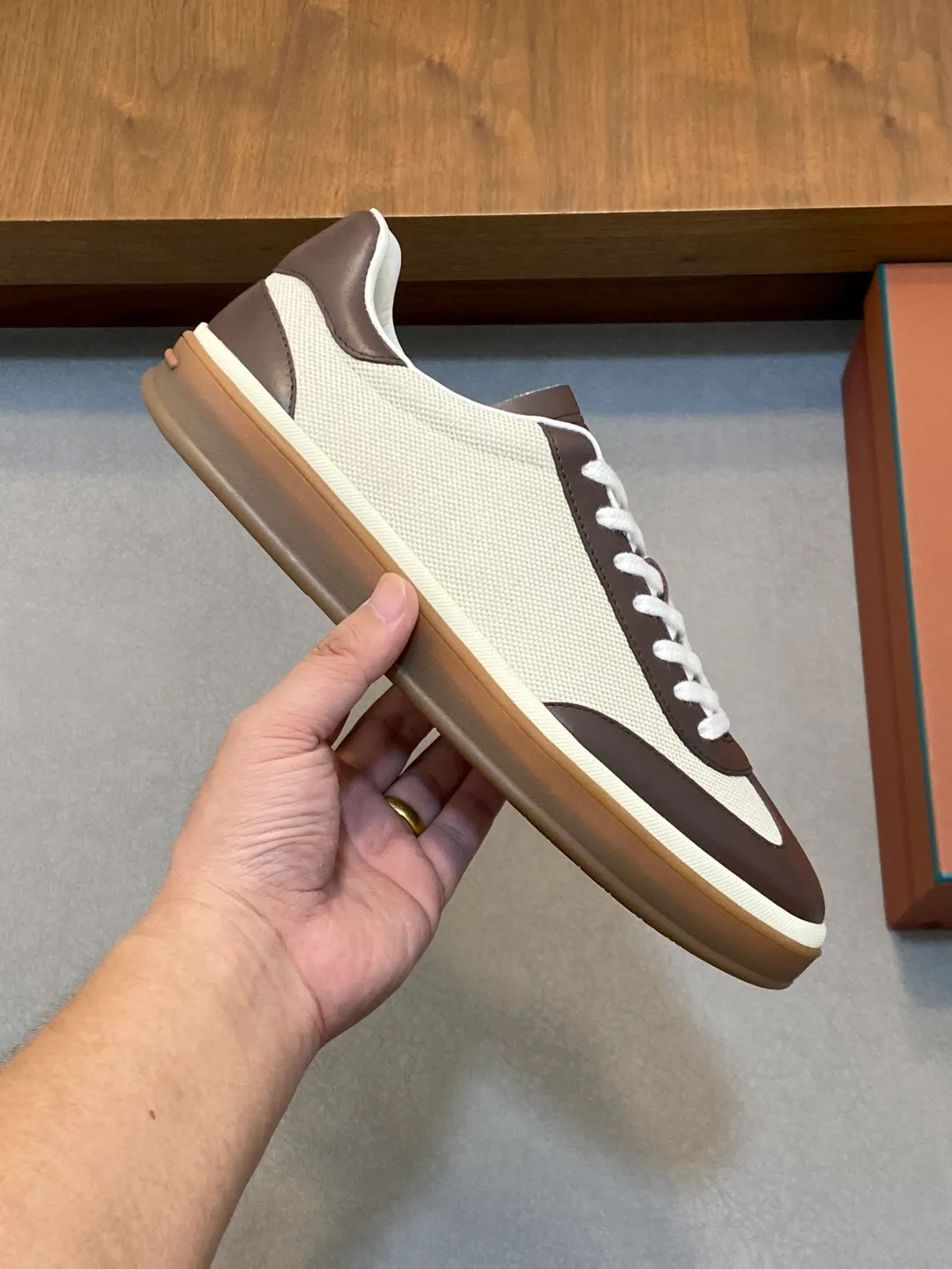 💰420Loro Piana — Classic casual shoes, men's lace-up casual shoes and sneakers, high-quality lightweight and comfortable fabrics, suitable for outdoor leisure, the color is young and energetic, and it looks great with sportswear or casual suits! Code number: 39-44 (38, 45, 46, can be customized)